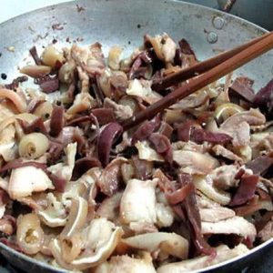 gio thu xao